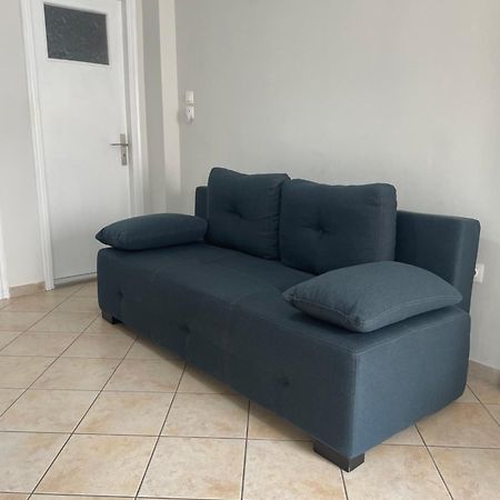 Peroulia Apartments Kómboi Zewnętrze zdjęcie