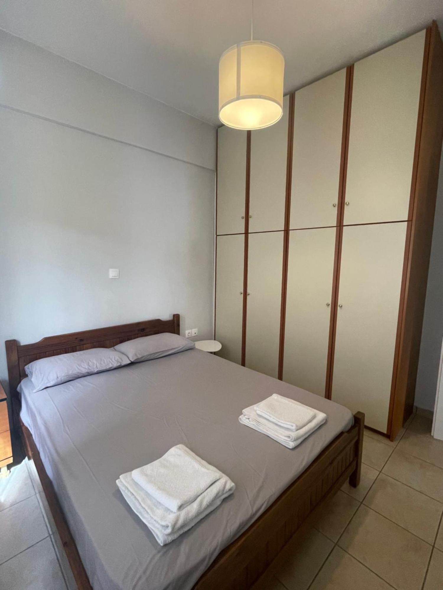 Peroulia Apartments Kómboi Zewnętrze zdjęcie