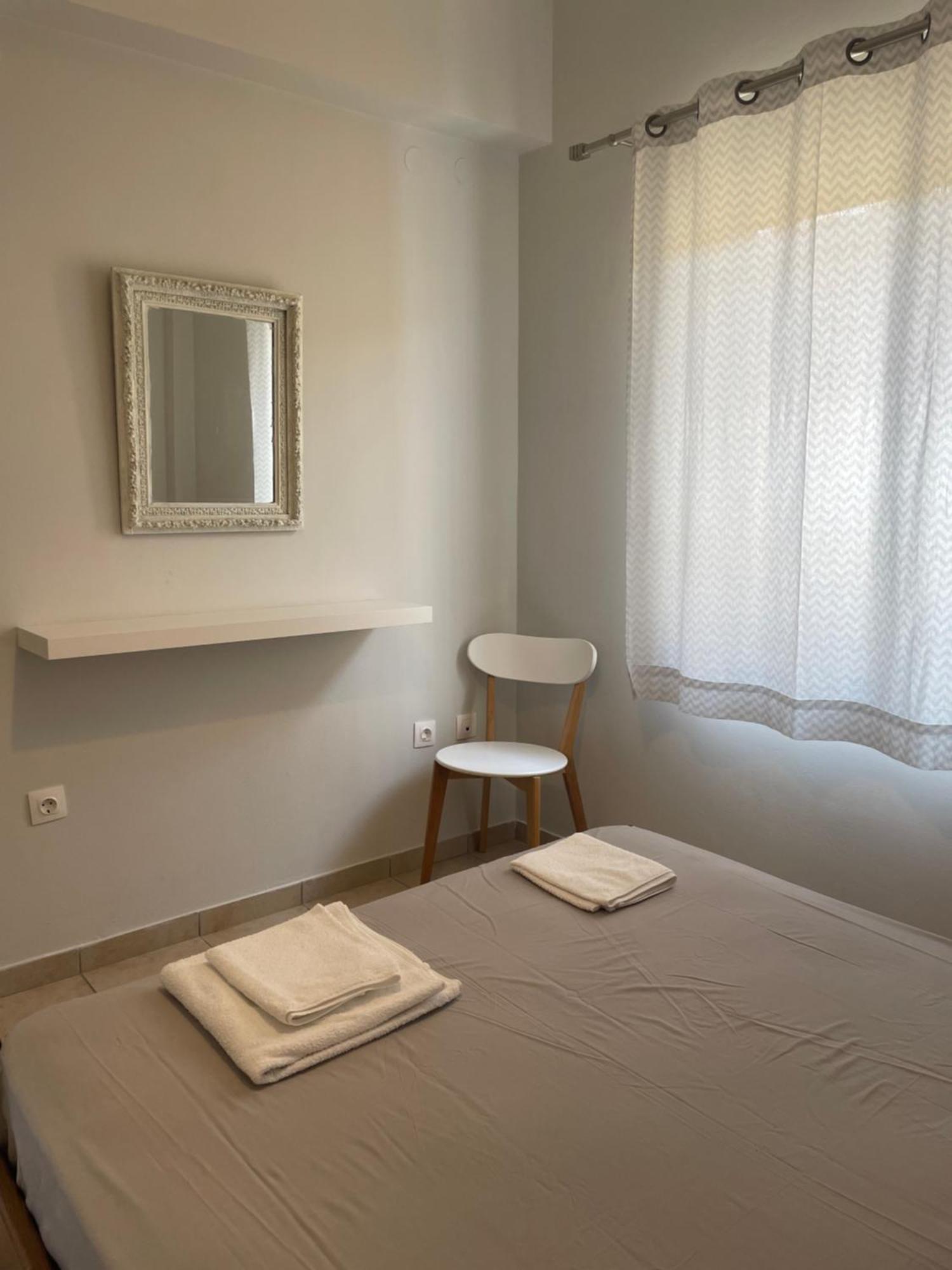Peroulia Apartments Kómboi Zewnętrze zdjęcie